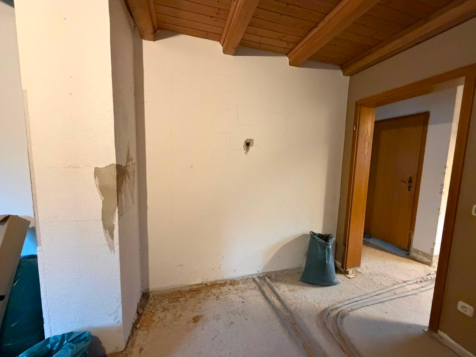 Wanddurchbruch Esszimmer, vorher – Ziegelwand